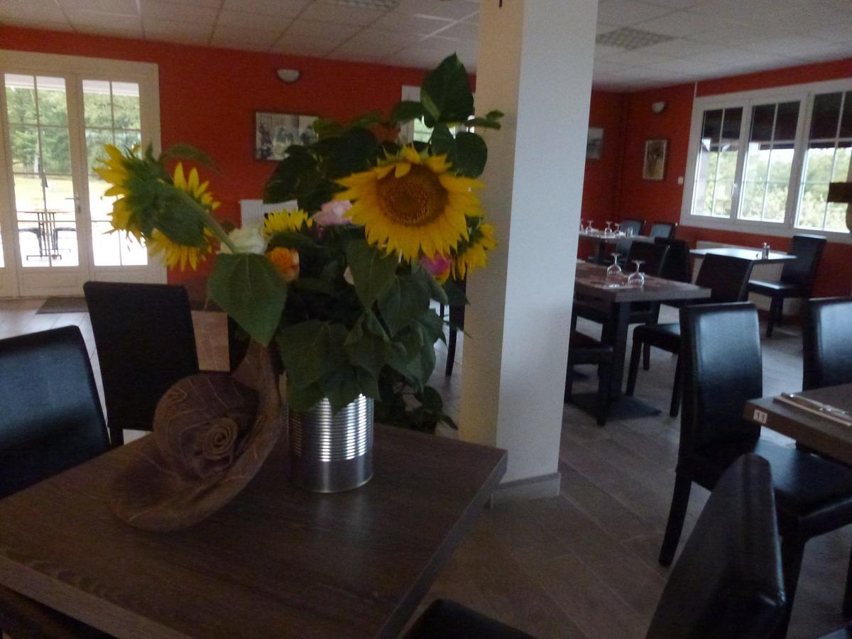 Auberge Le Gabachou Montpezat-de-Quercy Екстер'єр фото