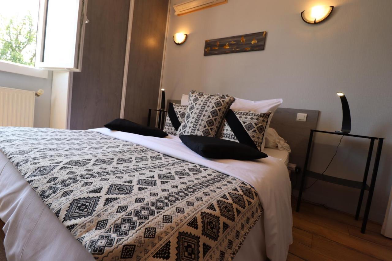 Auberge Le Gabachou Montpezat-de-Quercy Екстер'єр фото